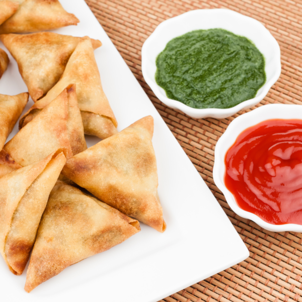Punjabi Samosa With Tamarin And Mint Chutney